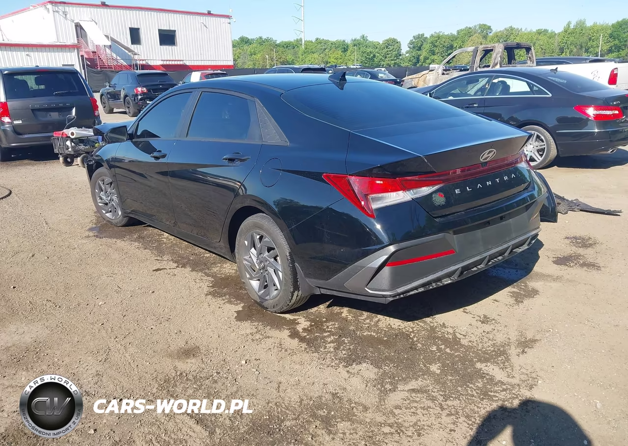 2024 Hyundai Elantra Sel VIN:KMHLM4DG5RU734697 - 3