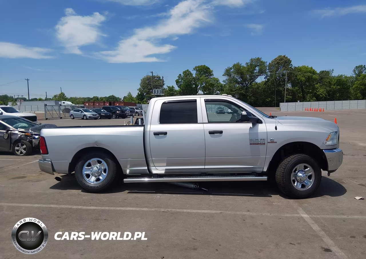 2017 Ram 2500 Tradesman 4X4 6'4 Box VIN:3C6UR5CL9HG628597 - 13