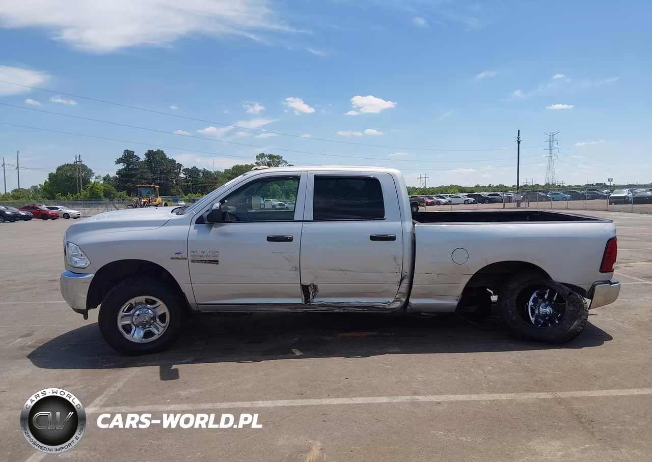 2017 Ram 2500 Tradesman 4X4 6'4 Box VIN:3C6UR5CL9HG628597 - 14