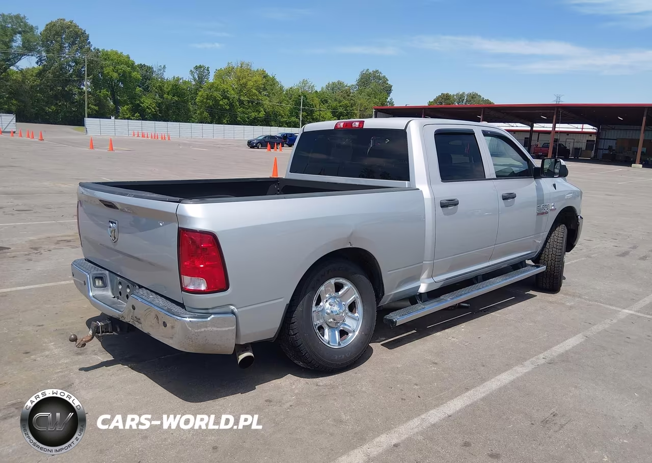 2017 Ram 2500 Tradesman 4X4 6'4 Box VIN:3C6UR5CL9HG628597 - 4