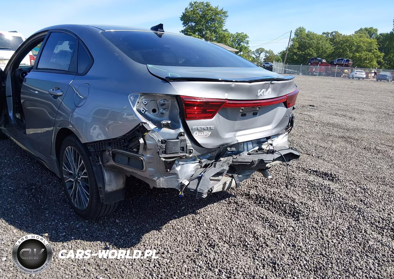 2023 Kia Forte Gt-Line VIN:3KPF54AD8PE625199 - 6