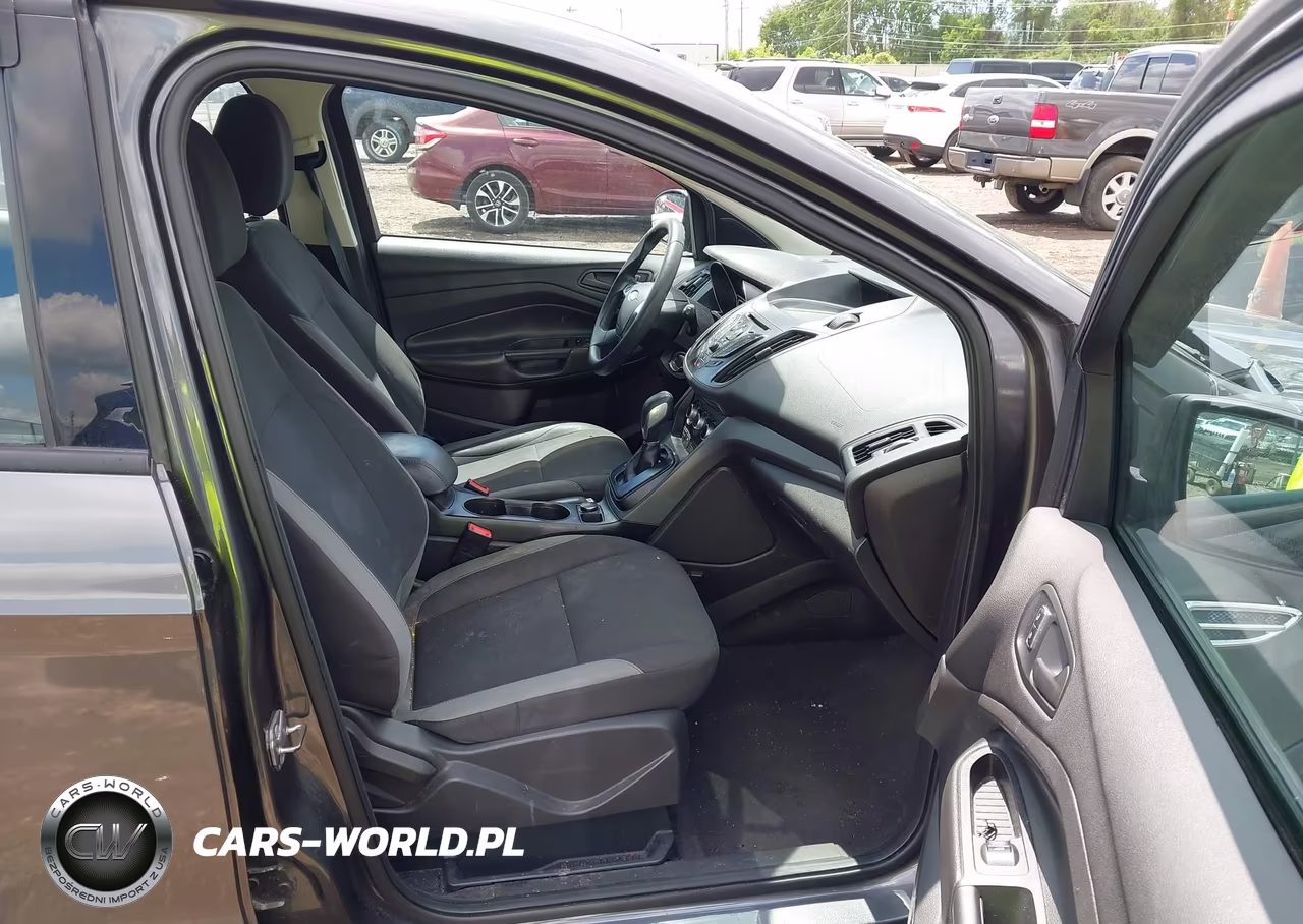 2015 Ford Escape S VIN:1FMCU0F74FUB26591 - 5