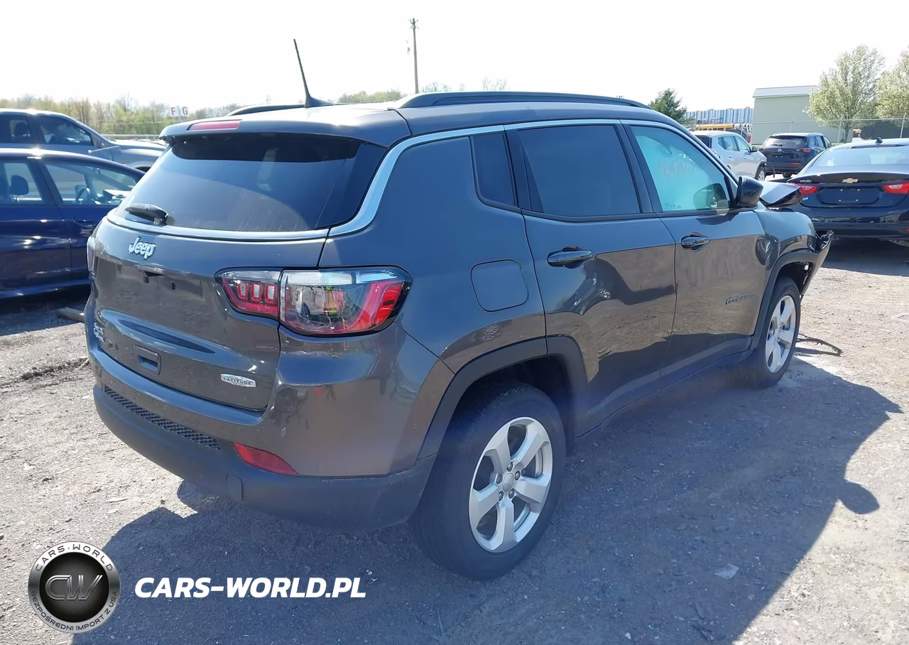 2022 Jeep Compass Latitude 4X4 VIN:3C4NJDBB5NT128995 - 4