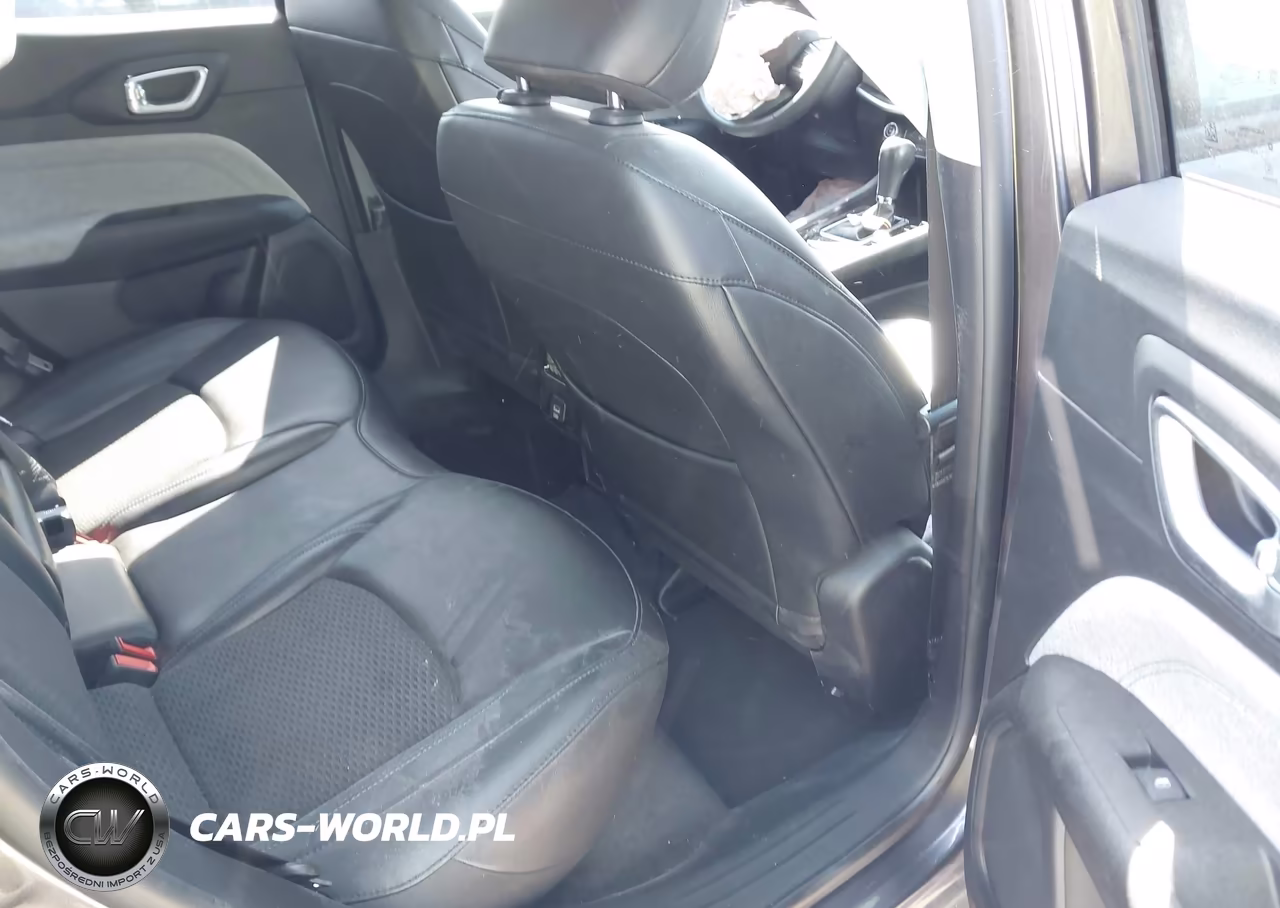 2022 Jeep Compass Latitude 4X4 VIN:3C4NJDBB5NT128995 - 8