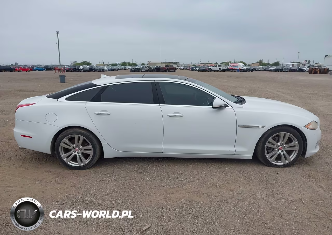 2015 Jaguar Xj Xjl Portfolio VIN:SAJWA2GZ0F8V76030 - 13