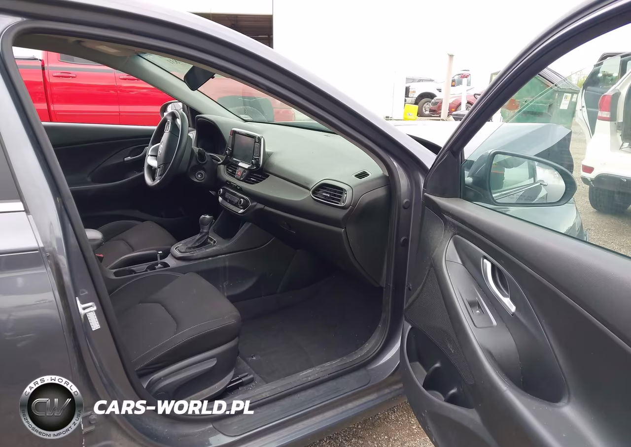 2018 Hyundai Elantra Gt VIN:KMHH35LE6JU067089 - 5