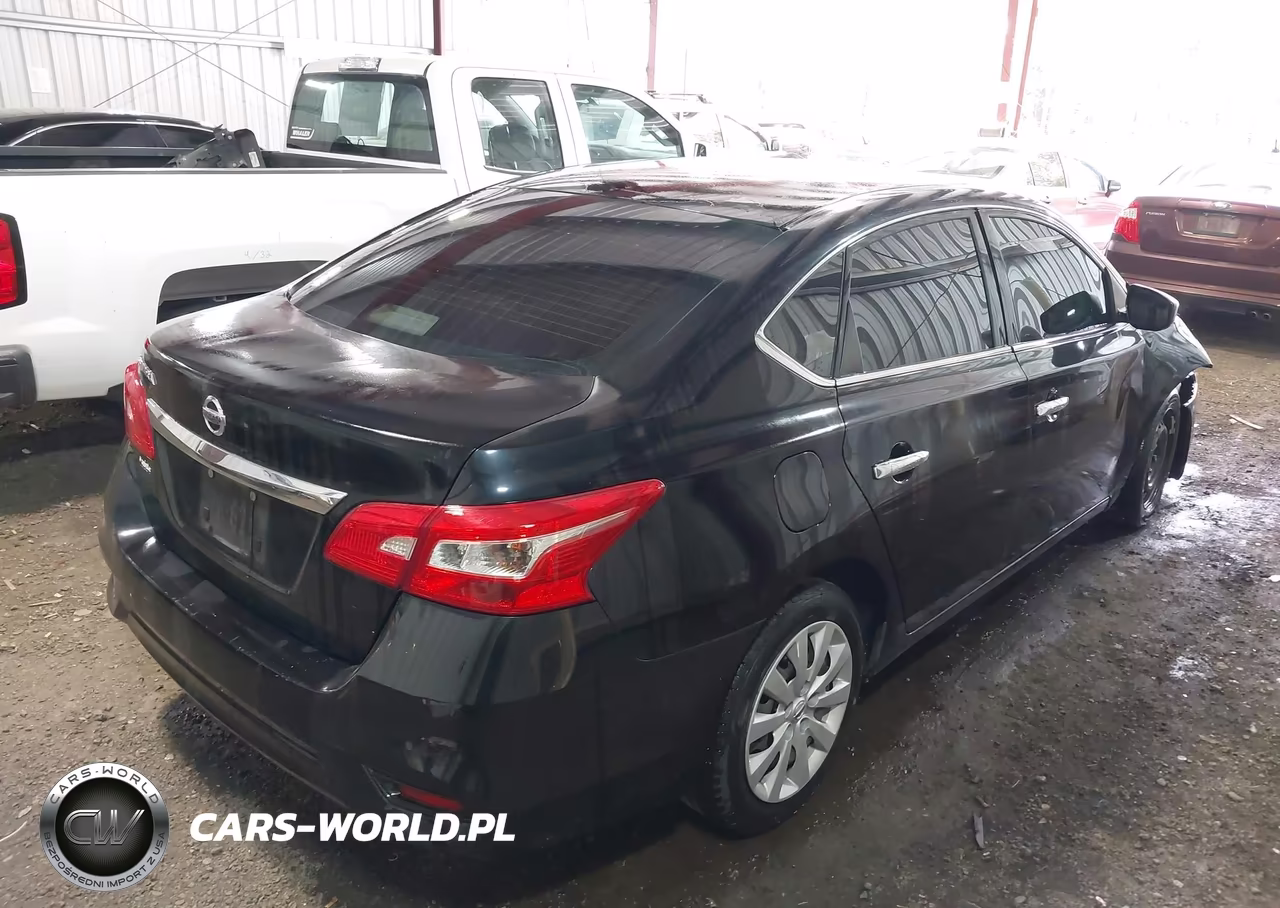 2017 Nissan Sentra S VIN:3N1AB7AP5HY292090 - 4
