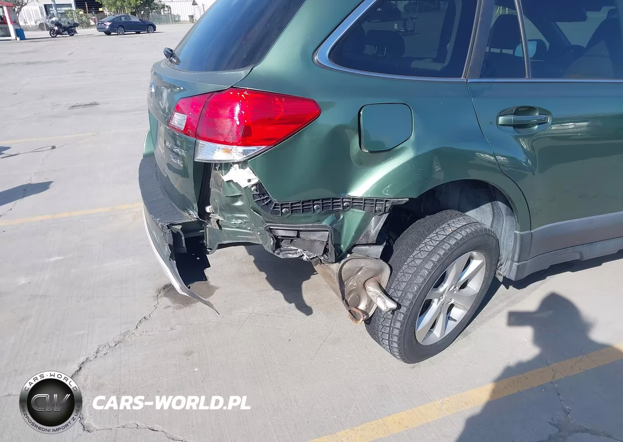 2013 Subaru Outback 3.6R Limited VIN:4S4BRDPC4D2233780 - 6