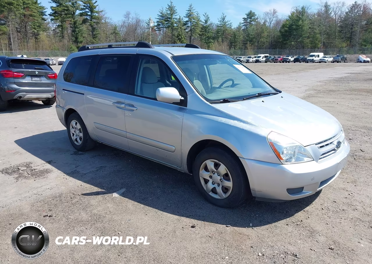 2008 Kia Sedona Lx