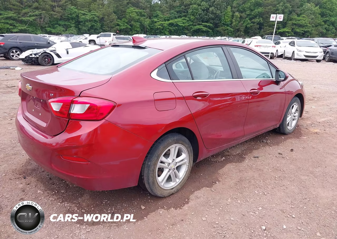 2018 CHEVROLET CRUZE LT VIN:1G1BE5SM4J7117069 - 4