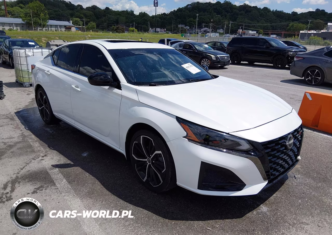 2023 Nissan Altima Sr Fwd