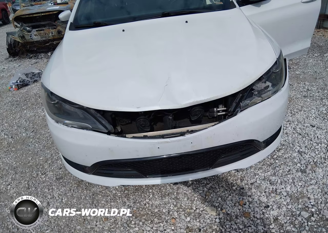 2015 Chrysler 200 S VIN:1C3CCCDG4FN636630 - 6