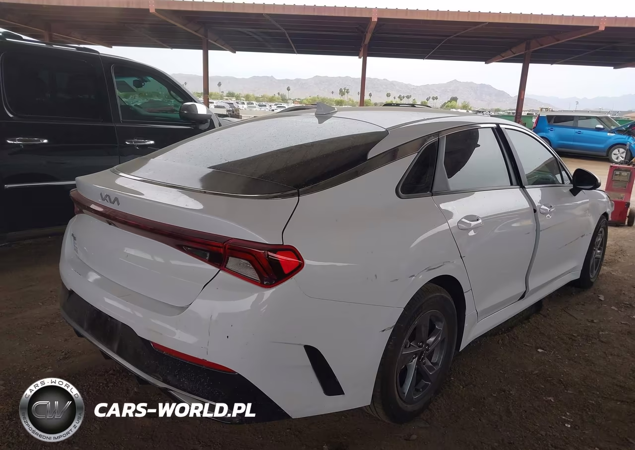 2022 Kia K5 Lxs VIN:5XXG14J26NG160649 - 4