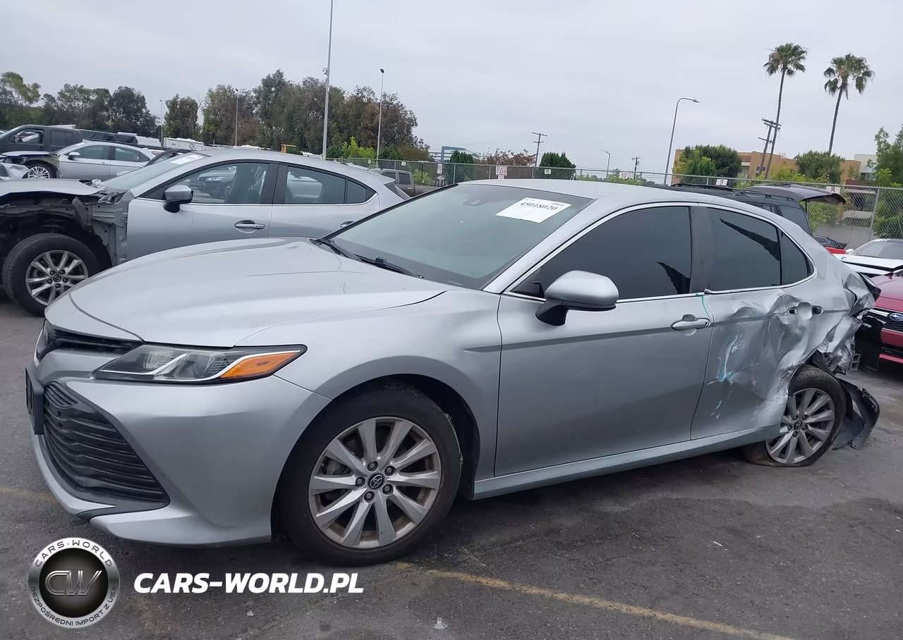 2018 Toyota Camry L-Le-Se-Xle VIN:4T1B11HK6JU563335 - 14