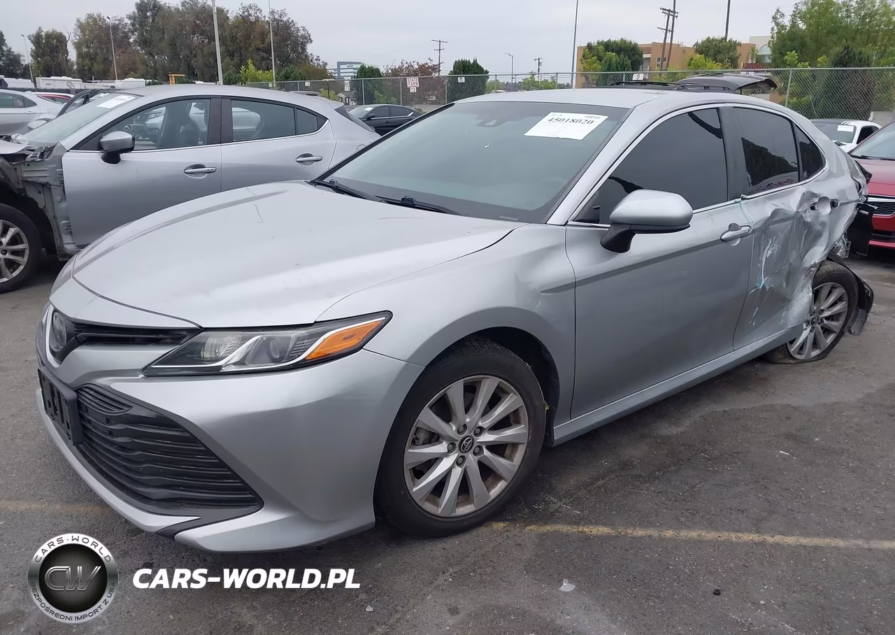 2018 Toyota Camry L-Le-Se-Xle VIN:4T1B11HK6JU563335 - 2