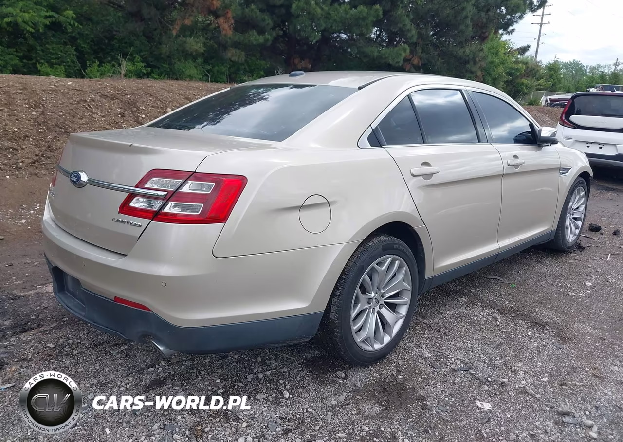 2017 Ford Taurus Limited VIN:1FAHP2F86HG117792 - 4