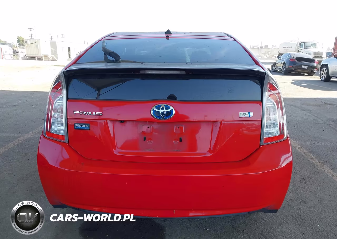 2015 Toyota Prius Persona Series Special Edition VIN:JTDKN3DU0F0404465 - 16