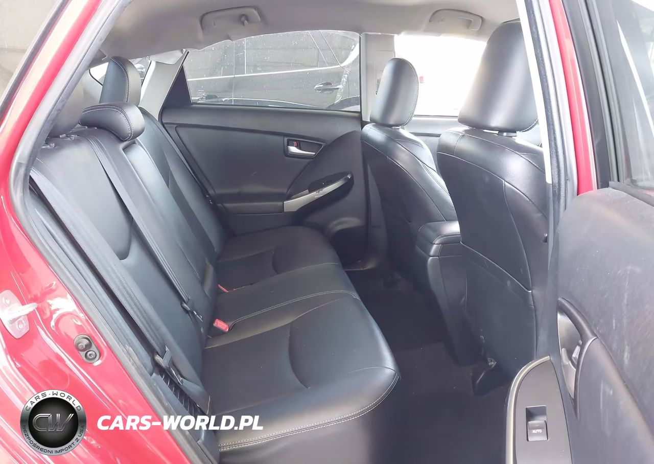 2015 Toyota Prius Persona Series Special Edition VIN:JTDKN3DU0F0404465 - 8