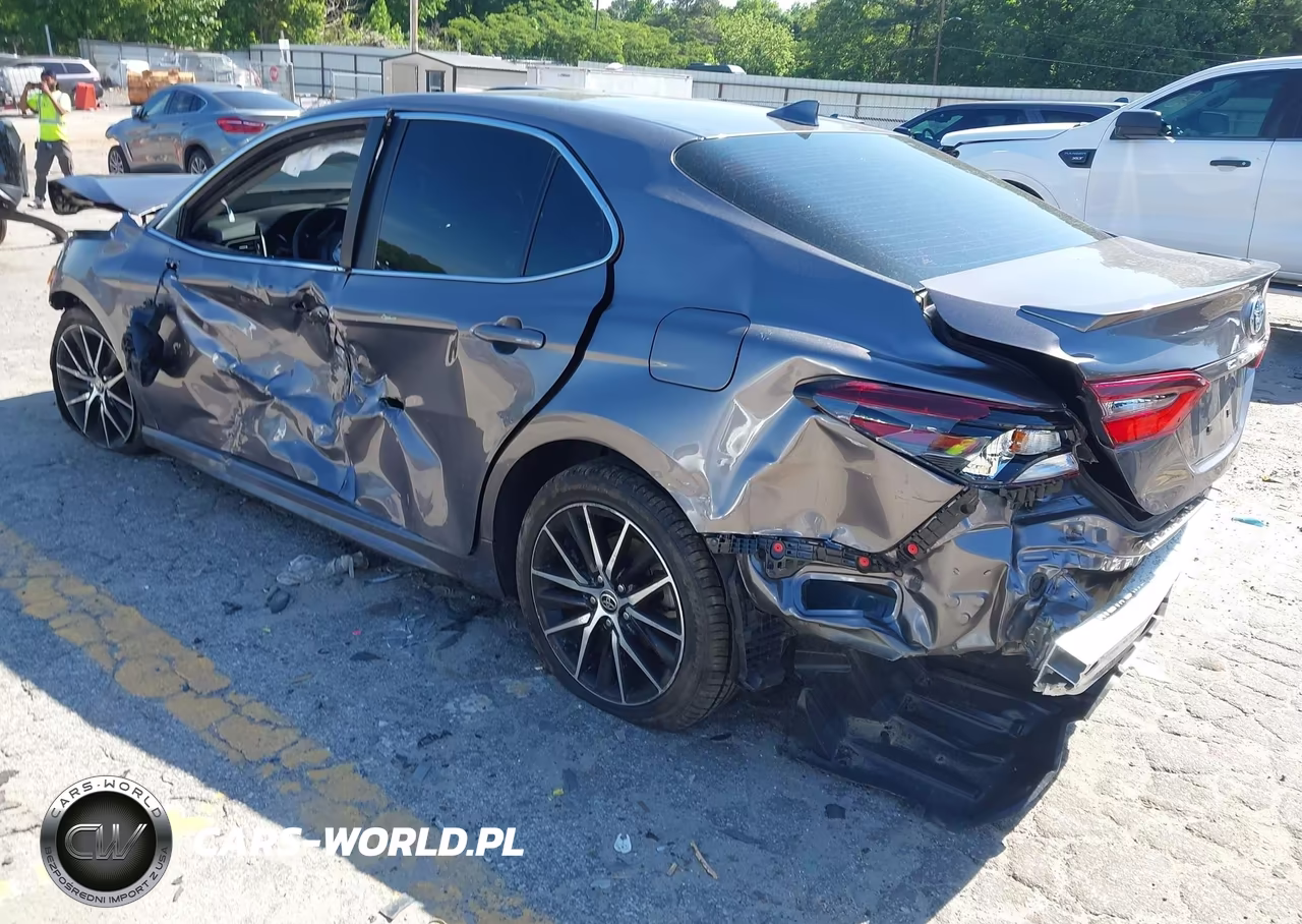 2024 Toyota Camry Se VIN:4T1G11AK2RU233994 - 3