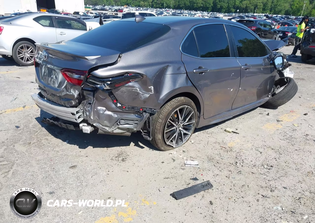 2024 Toyota Camry Se VIN:4T1G11AK2RU233994 - 4