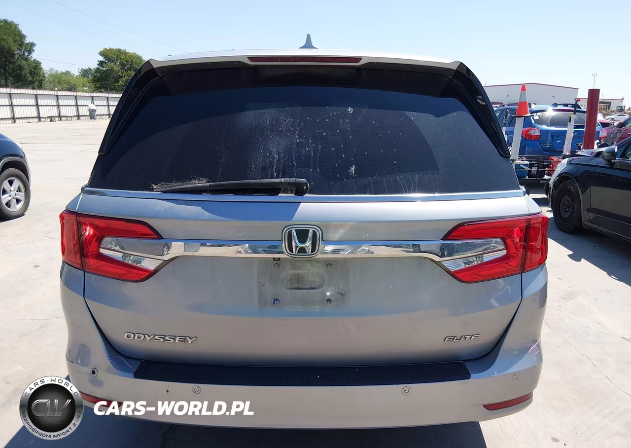 2019 Honda Odyssey Elite VIN:5FNRL6H97KB062861 - 17