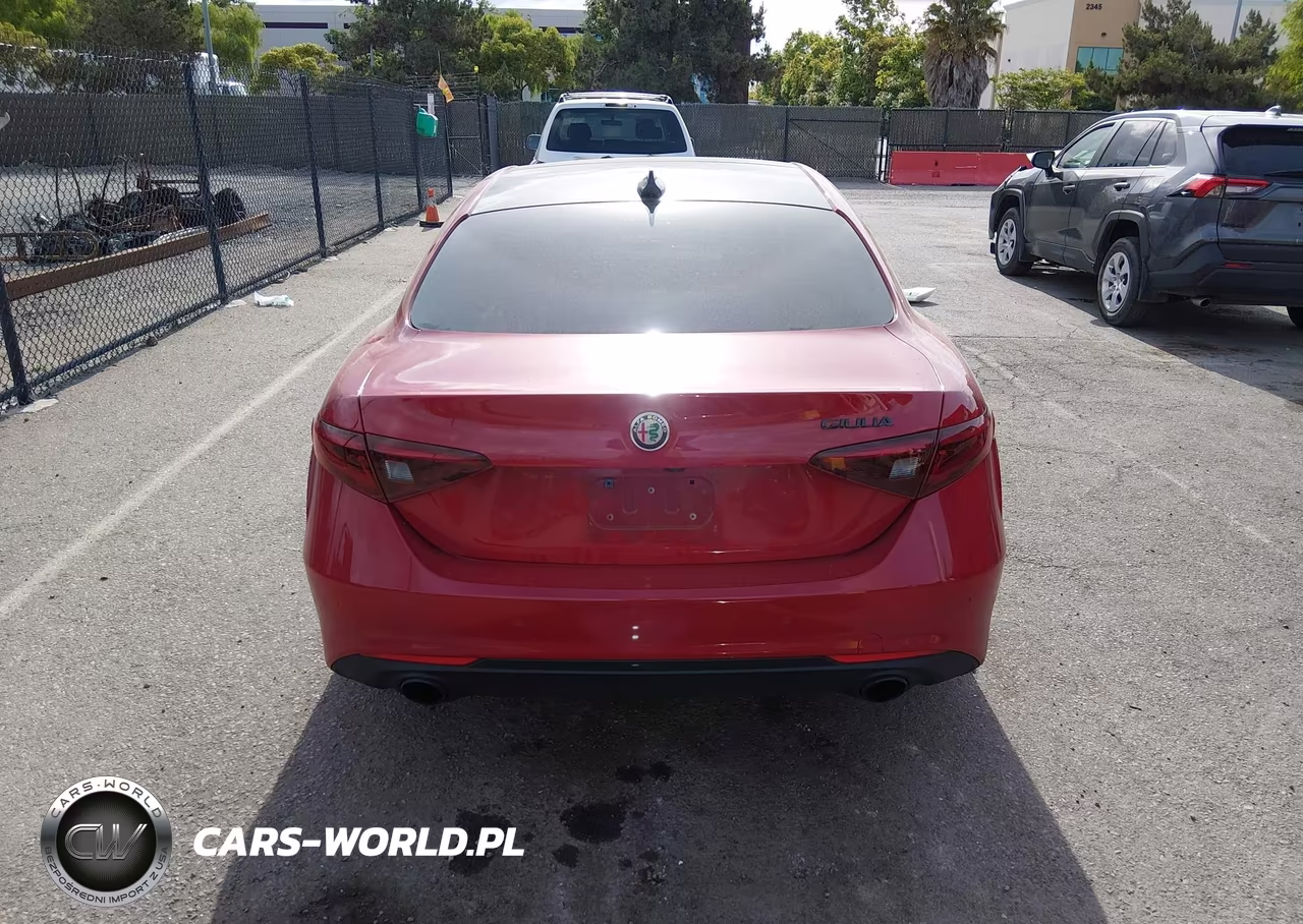 2020 Alfa Romeo Giulia Ti Rwd VIN:ZARFAMBN0L7633218 - 17