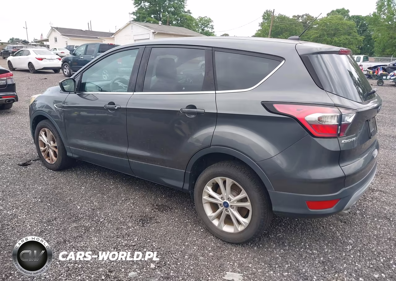 2017 Ford Escape Se VIN:1FMCU0GD0HUE40004 - 3