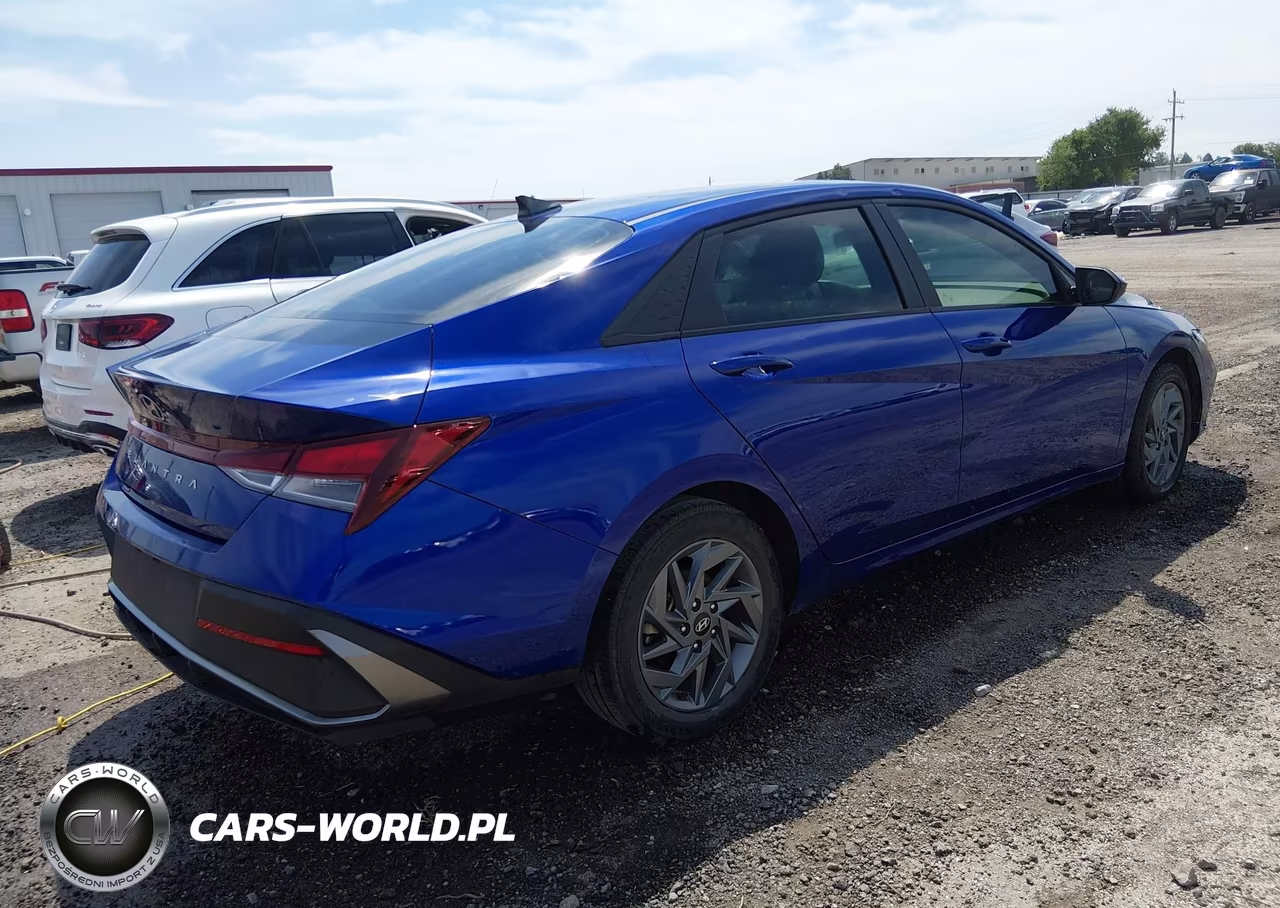 2024 Hyundai Elantra Sel VIN:KMHLM4DG8RU701404 - 4