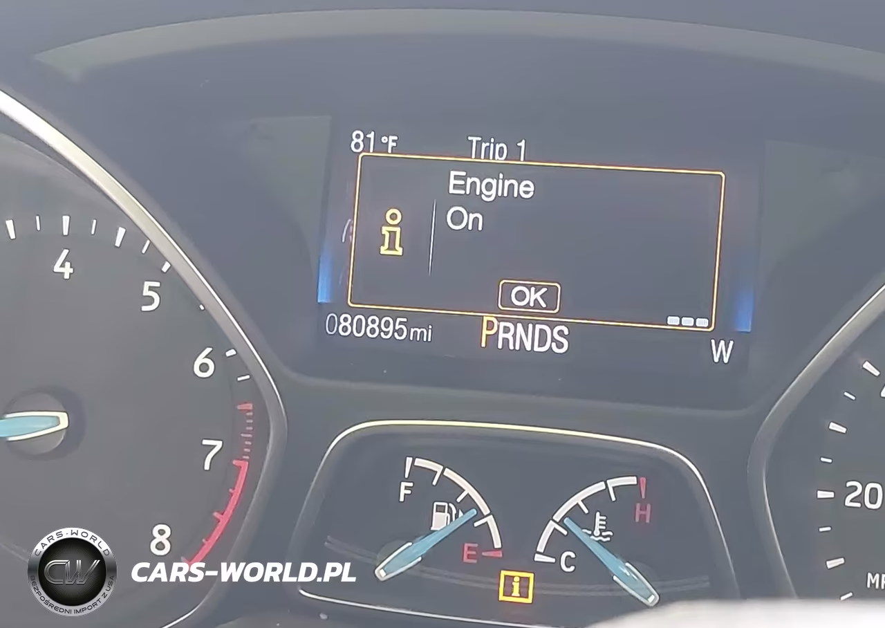 2018 Ford Focus Titanium VIN:1FADP3J26JL294203 - 15