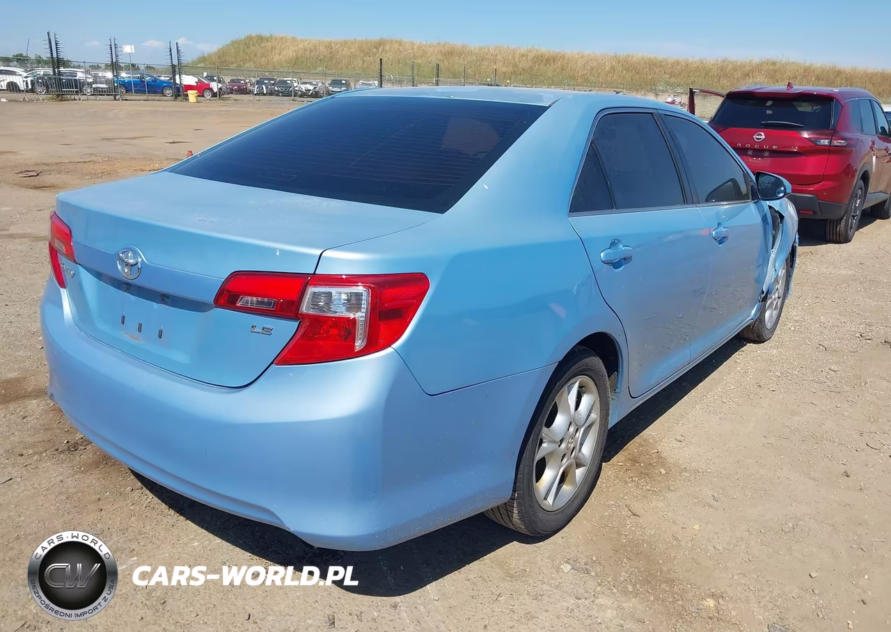 2012 Toyota Camry Le VIN:4T1BF1FKXCU526912 - 4