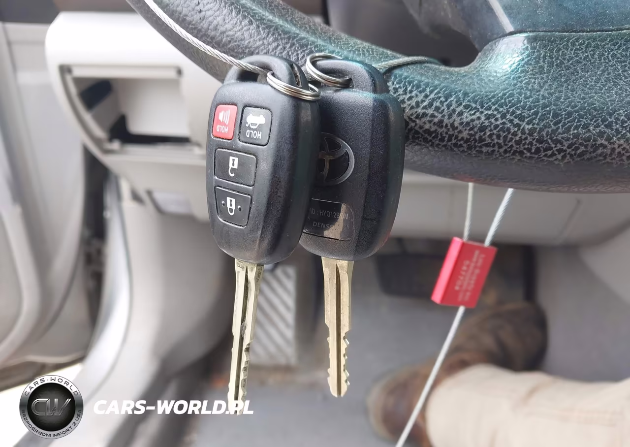 2017 Toyota Camry Le VIN:4T1BF1FKXHU303566 - 11