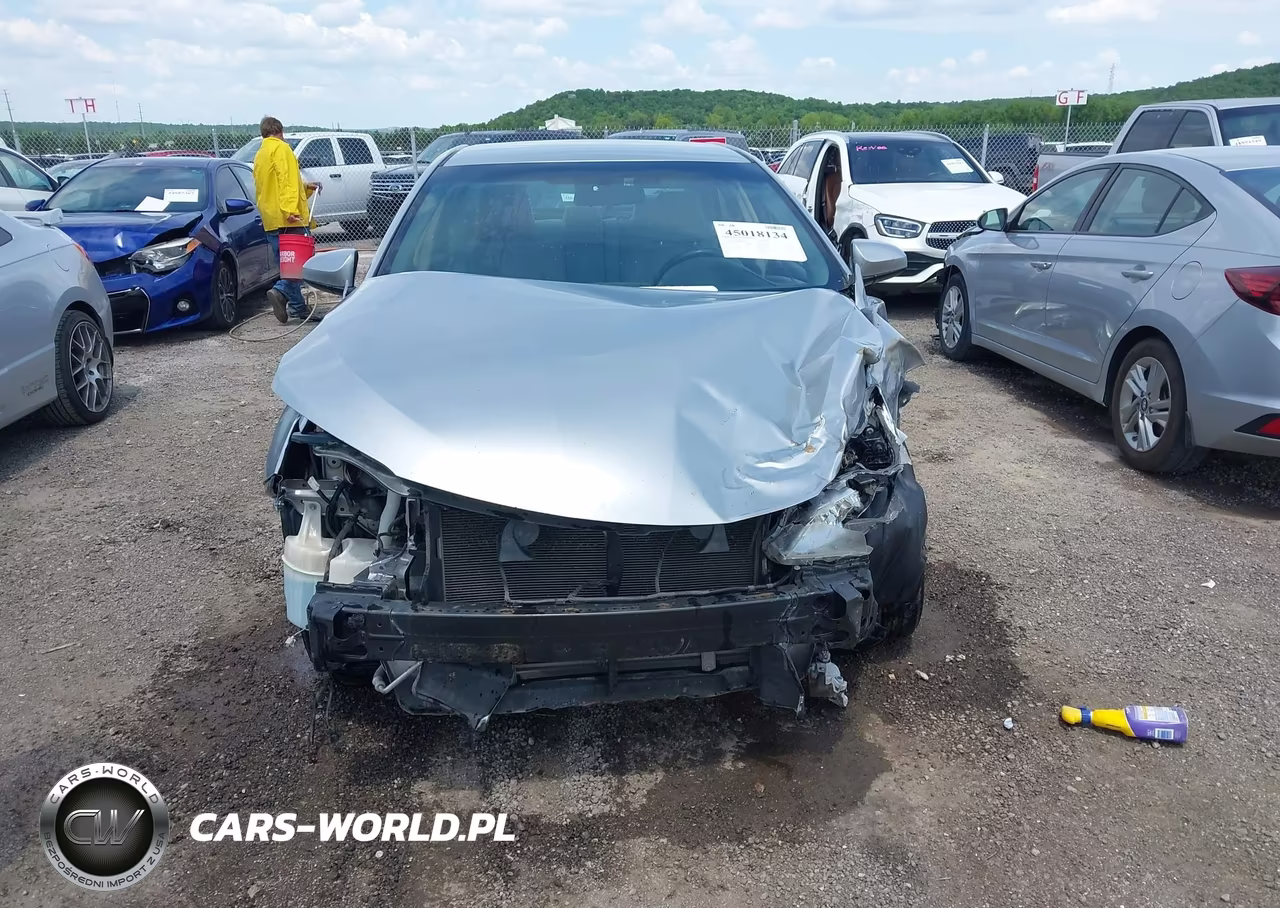 2017 Toyota Camry Le VIN:4T1BF1FKXHU303566 - 13