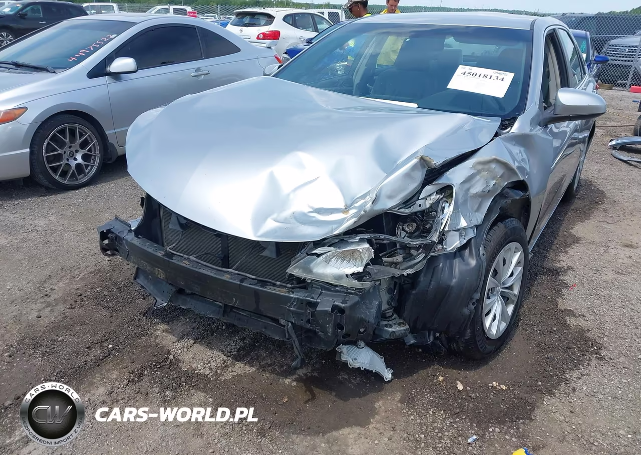 2017 Toyota Camry Le VIN:4T1BF1FKXHU303566 - 6