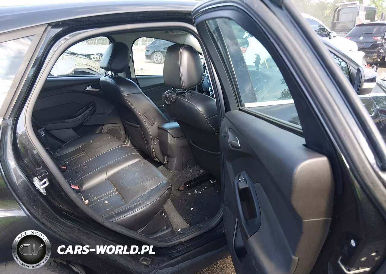 2014 Ford Focus Titanium VIN:1FADP3N21EL221790 - 8