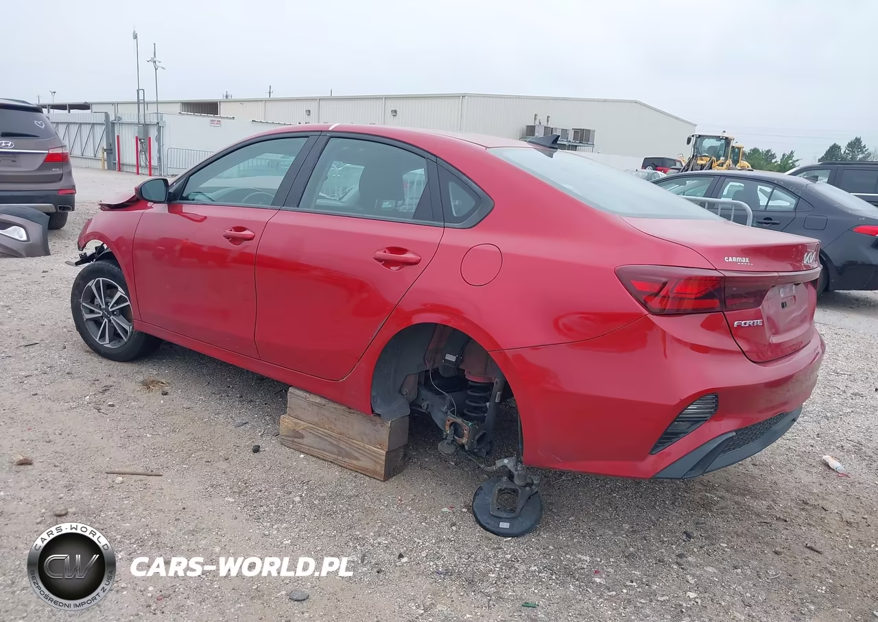 2023 Kia Forte Lxs VIN:3KPF24AD2PE628821 - 3