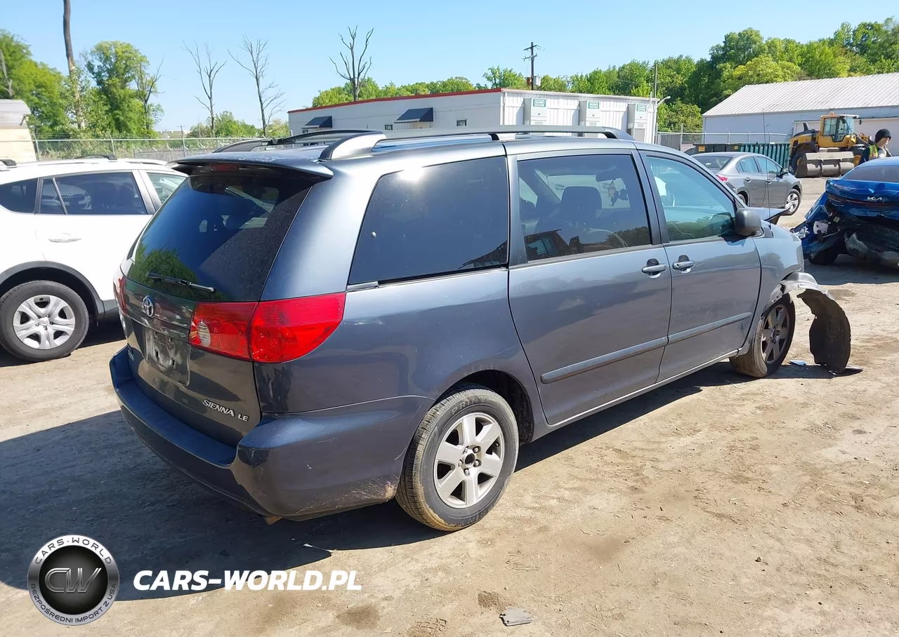 2007 Toyota Sienna Le VIN:5TDZK23C97S067416 - 4