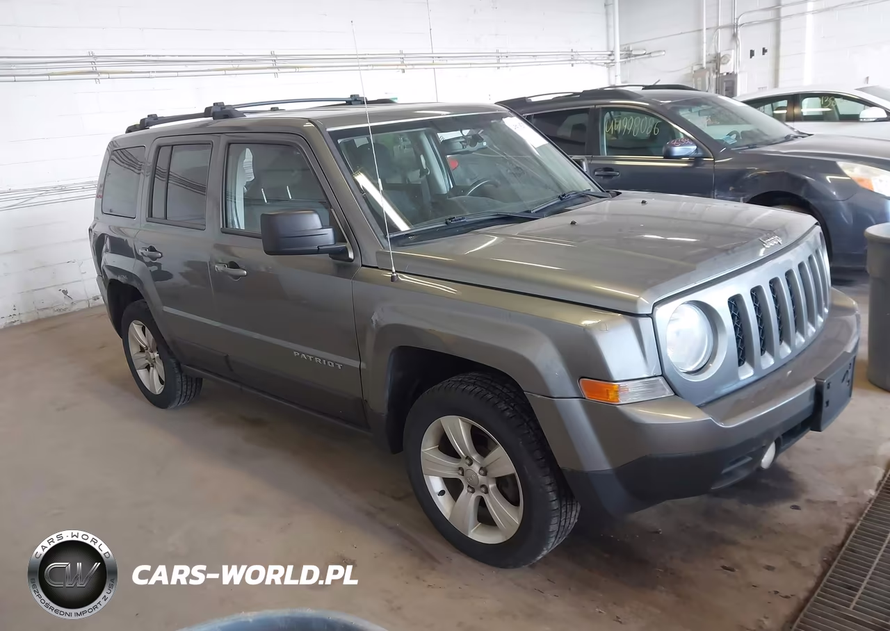 2014 Jeep Patriot Latitude – zdjęcie 1 z 11