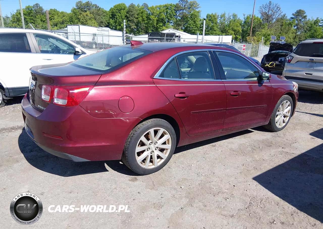 2015 Chevrolet Malibu 2Lt VIN:1G11D5SL2FF324725 - 4