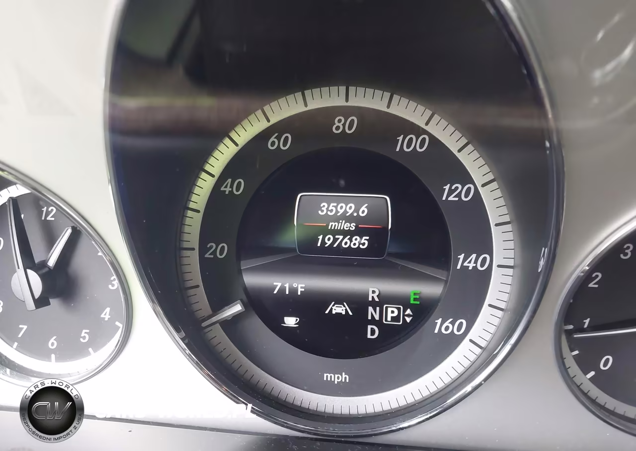 2013 Mercedes-Benz E 550 4Matic VIN:WDDHF9BB1DA668755 - 7