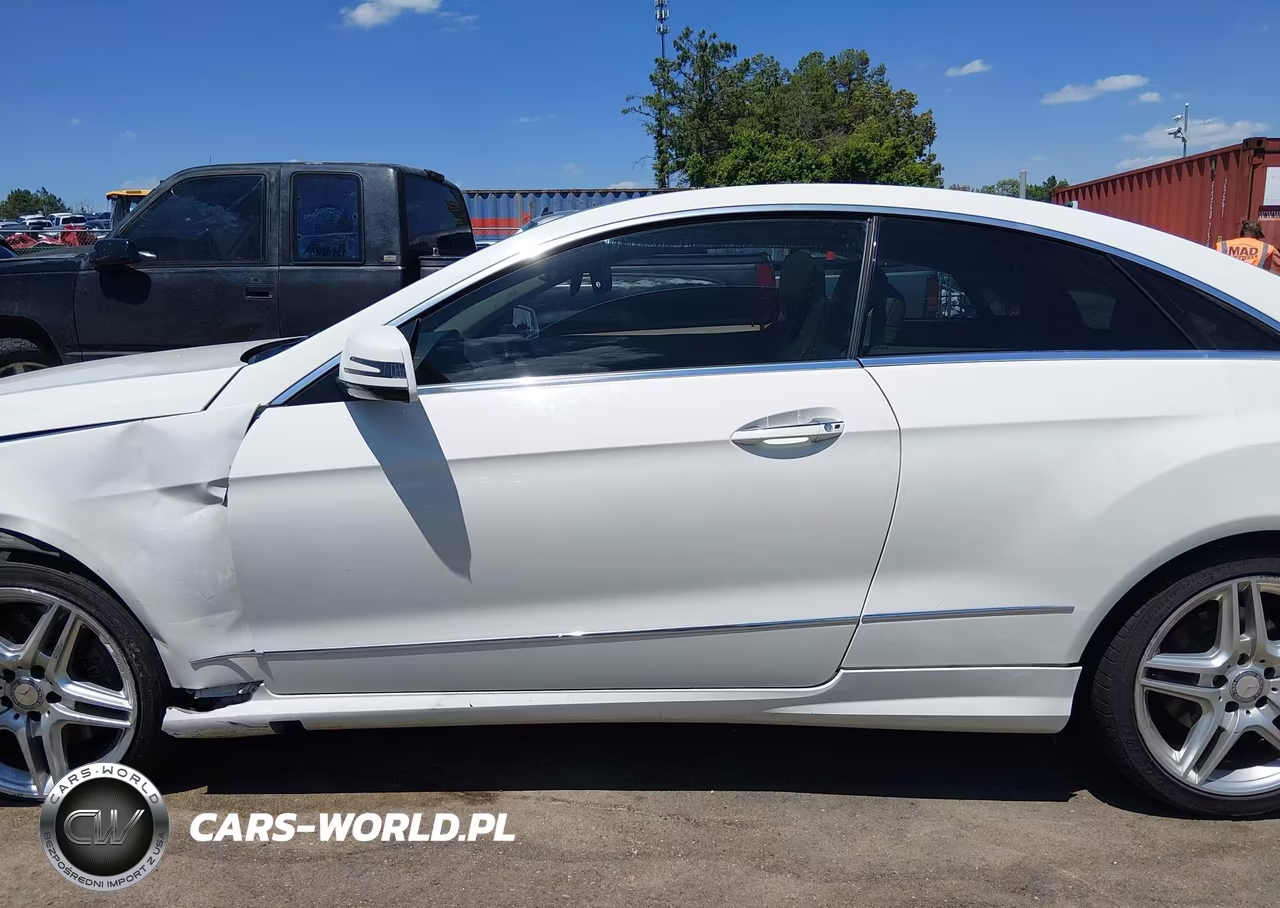 2011 Mercedes-Benz E 550 VIN:WDDKJ7CB8BF070489 - 15