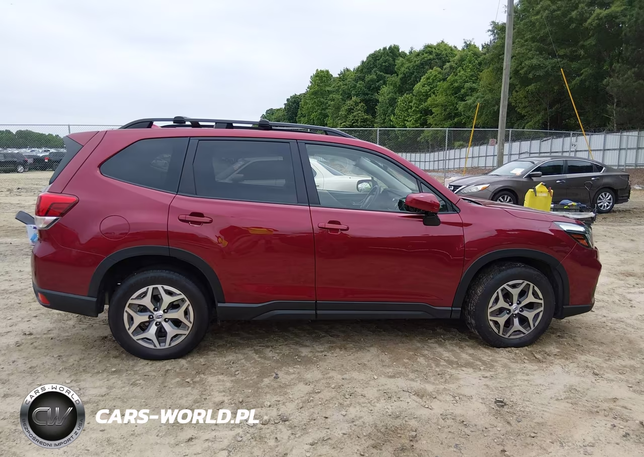 2019 Subaru Forester Premium VIN:JF2SKAGC0KH561278 - 14