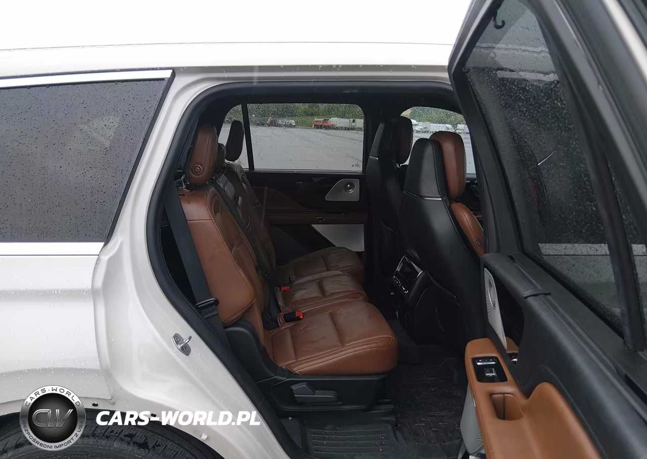2020 Lincoln Aviator Reserve VIN:5LM5J7XC2LGL26978 - 8