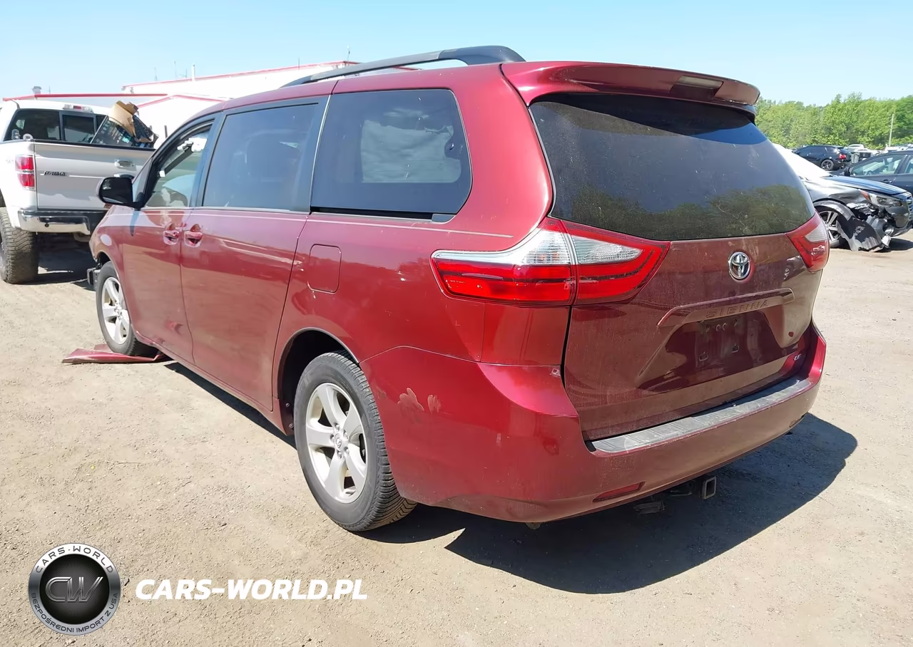 2015 Toyota Sienna Le 8 Passenger VIN:5TDKK3DC9FS648662 - 3