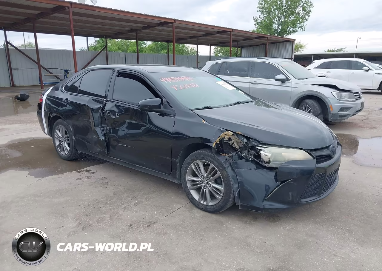 2016 Toyota Camry Se – zdjęcie 1 z 17