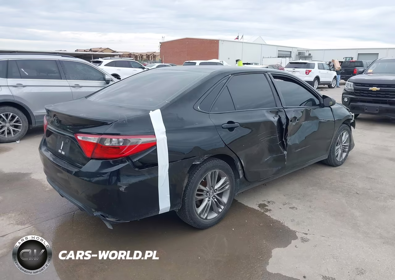 2016 Toyota Camry Se VIN:4T1BF1FK1GU157329 - 4