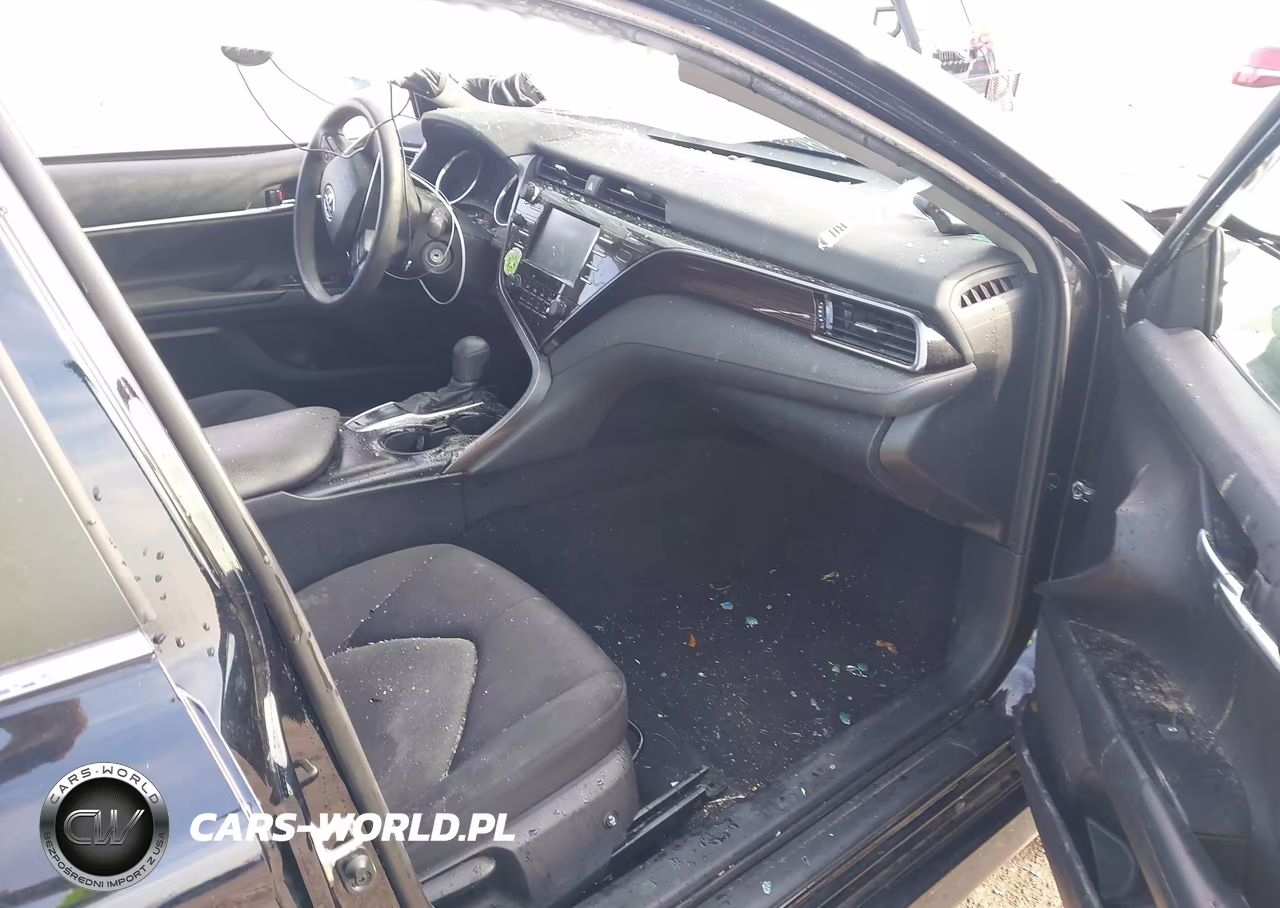 2019 Toyota Camry Le VIN:4T1B11HK5KU852739 - 5