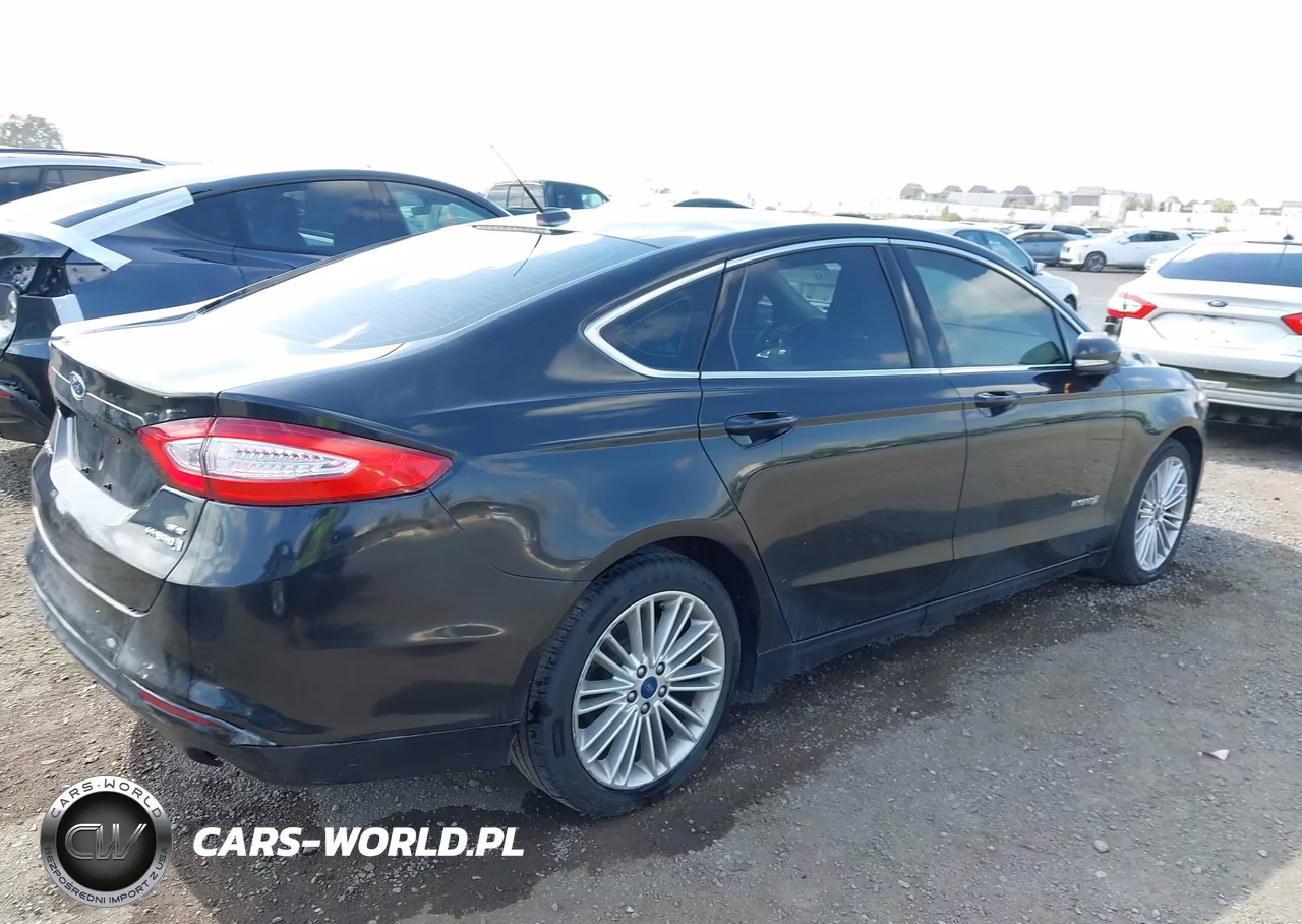 2014 Ford Fusion Se Hybrid VIN:3FA6P0LU5ER393253 - 4