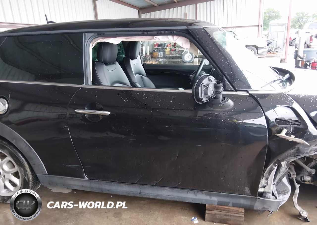 2019 Mini Hardtop Cooper S VIN:WMWXP7C5XK2A50552 - 18