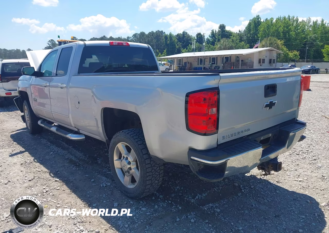 2018 Chevrolet Silverado 2500Hd Lt VIN:1GC2CVEG6JZ294021 - 3