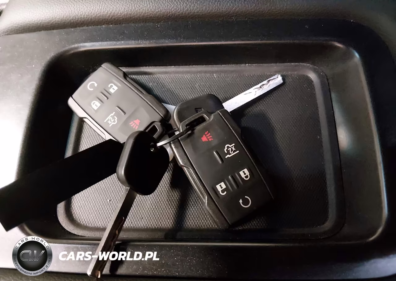 2018 Chevrolet Suburban Ls VIN:1GNSKGEC7JR346498 - 11